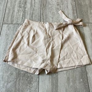 X-LARGE tan skort for Juniors